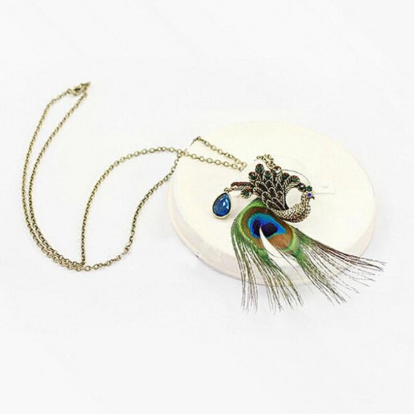 Necklace & Earrings - Peacock Secret Feather Set - Picture 3 of 8